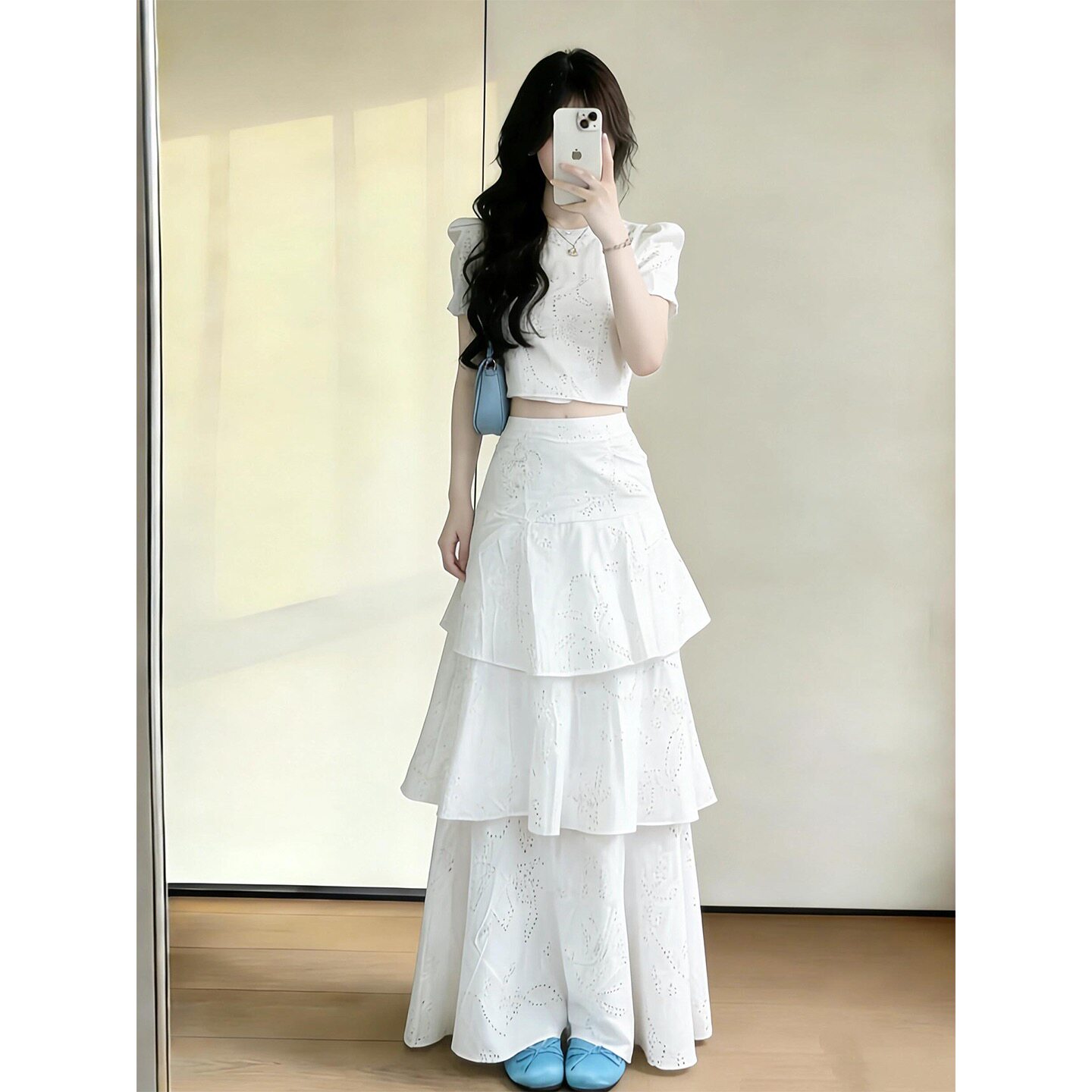 早春季巨好看穿搭一整套装蛋糕长裙2026新款气质白色连衣裙子女夏