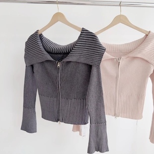 Z-0 两色翻领高腰显瘦坑条针织毛衣
