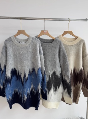 Z-12 圆领拉毛圆领雪山感三色毛衣