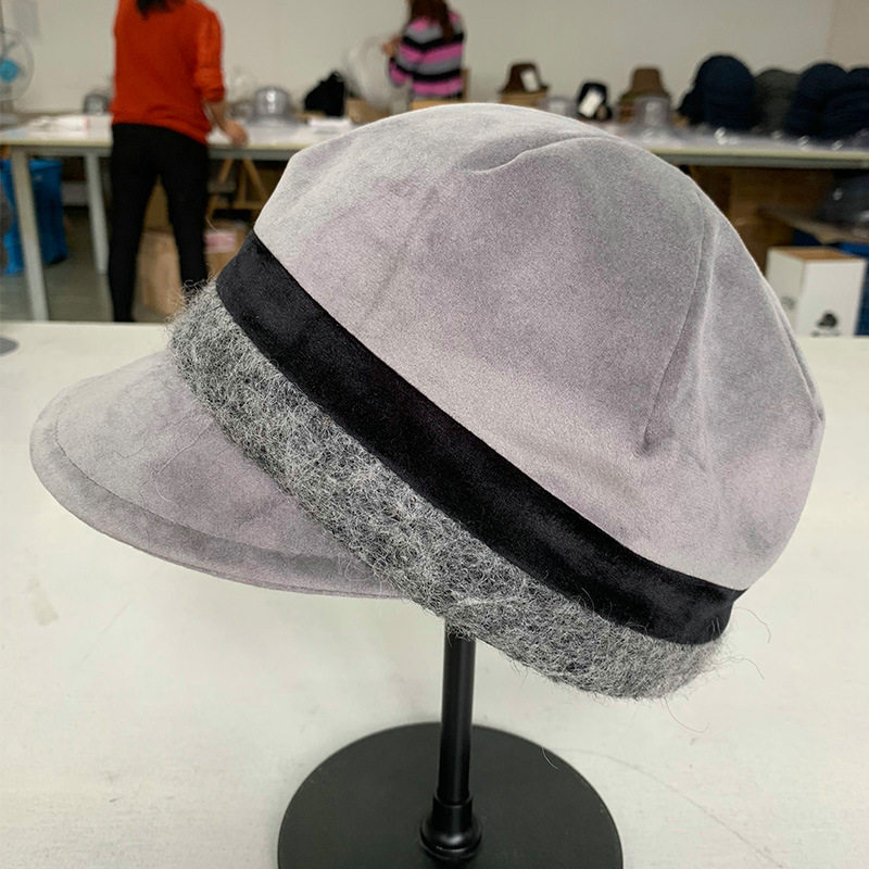 工厂直销2018秋冬新品帽子女简约时尚鸭舌帽保暖遮阳帽18AW-T021