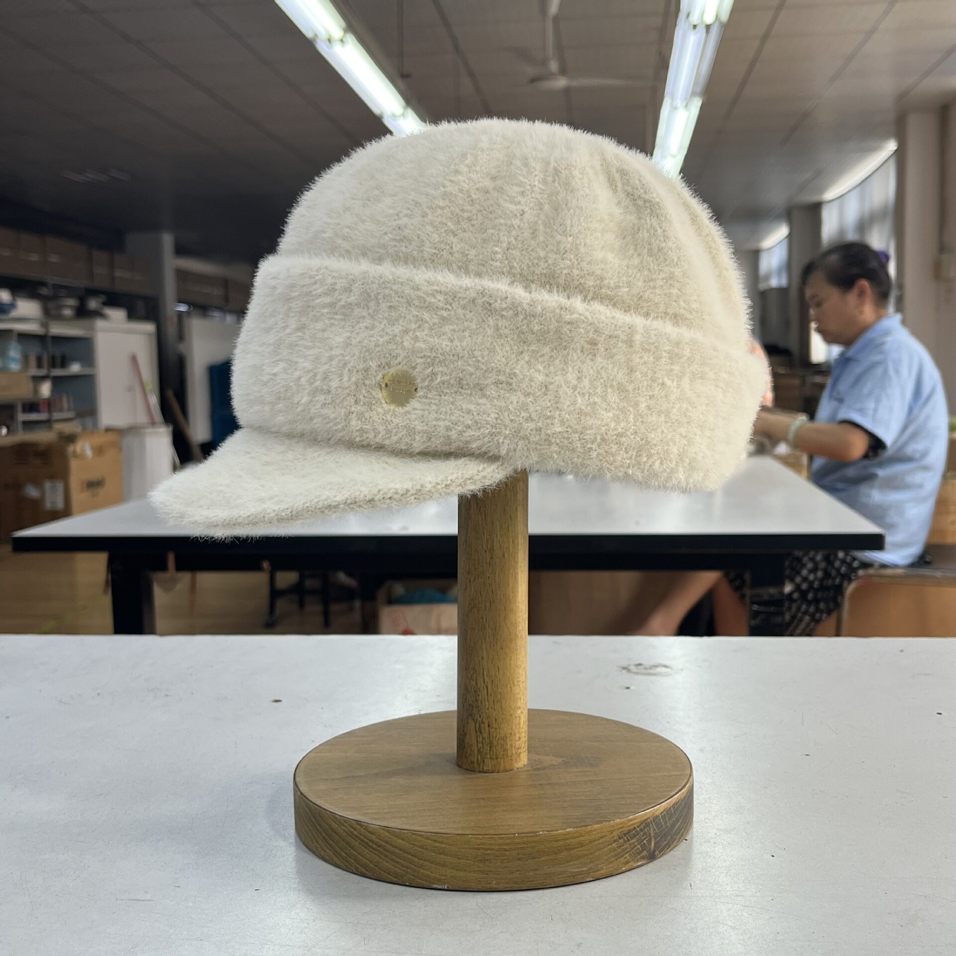 工厂直销帽子女23新品秋冬轻奢简约纯色保暖透气鸭舌帽23AW-T012