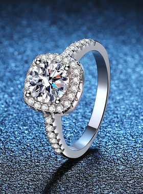 精工高端欧美跨境热卖s925纯银戒指1克拉莫桑石 戒指经典方包