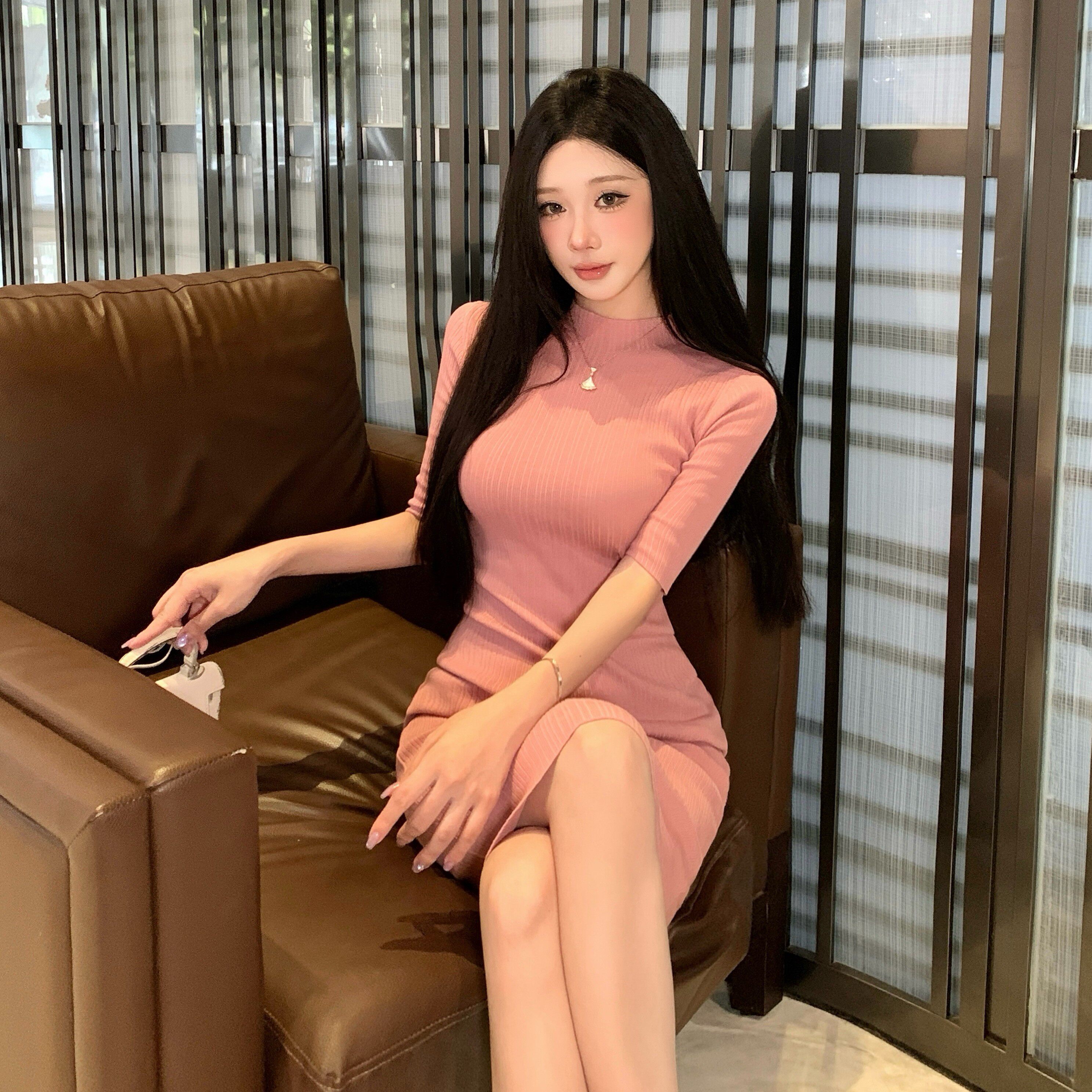 温柔优雅气质圆领修身七