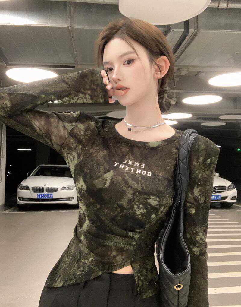 晕染早秋季卡腰内搭不规则洋气图片