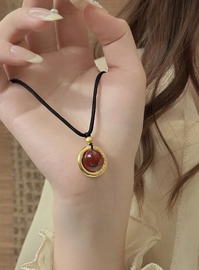 相思豆平安扣项链女轻奢高级感乾坤圈吊坠闺蜜新中式编织绳颈