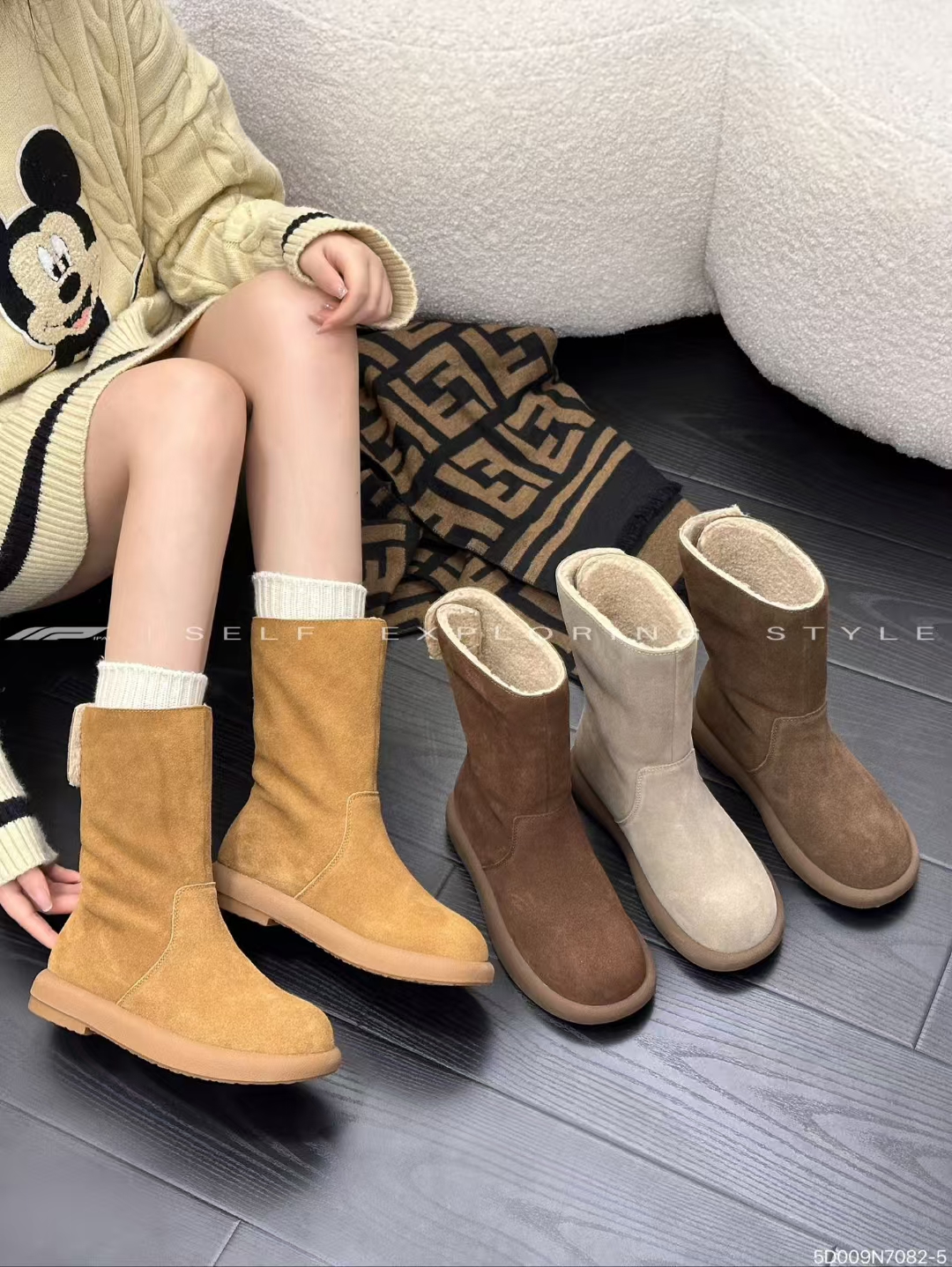 24年冬季欧货新款时装雪地靴网红两穿翻边平跟中筒靴牛气加绒保暖