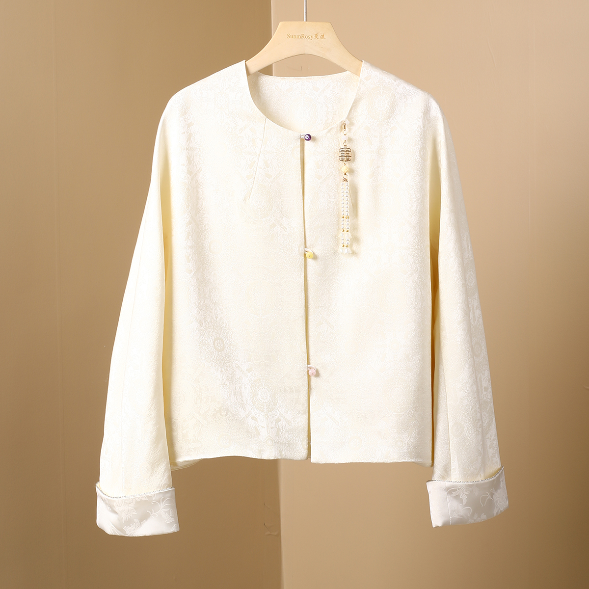 2025秋季新款时尚设计感上衣