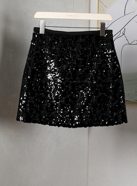 欧货重工高级感黑色亮片半身裙秋季气质显瘦A字包臀短裙小个子女