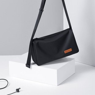 GOLF单肩包个性 旅游斜挎包 简约男包小包百搭便捷手机包外出新中式