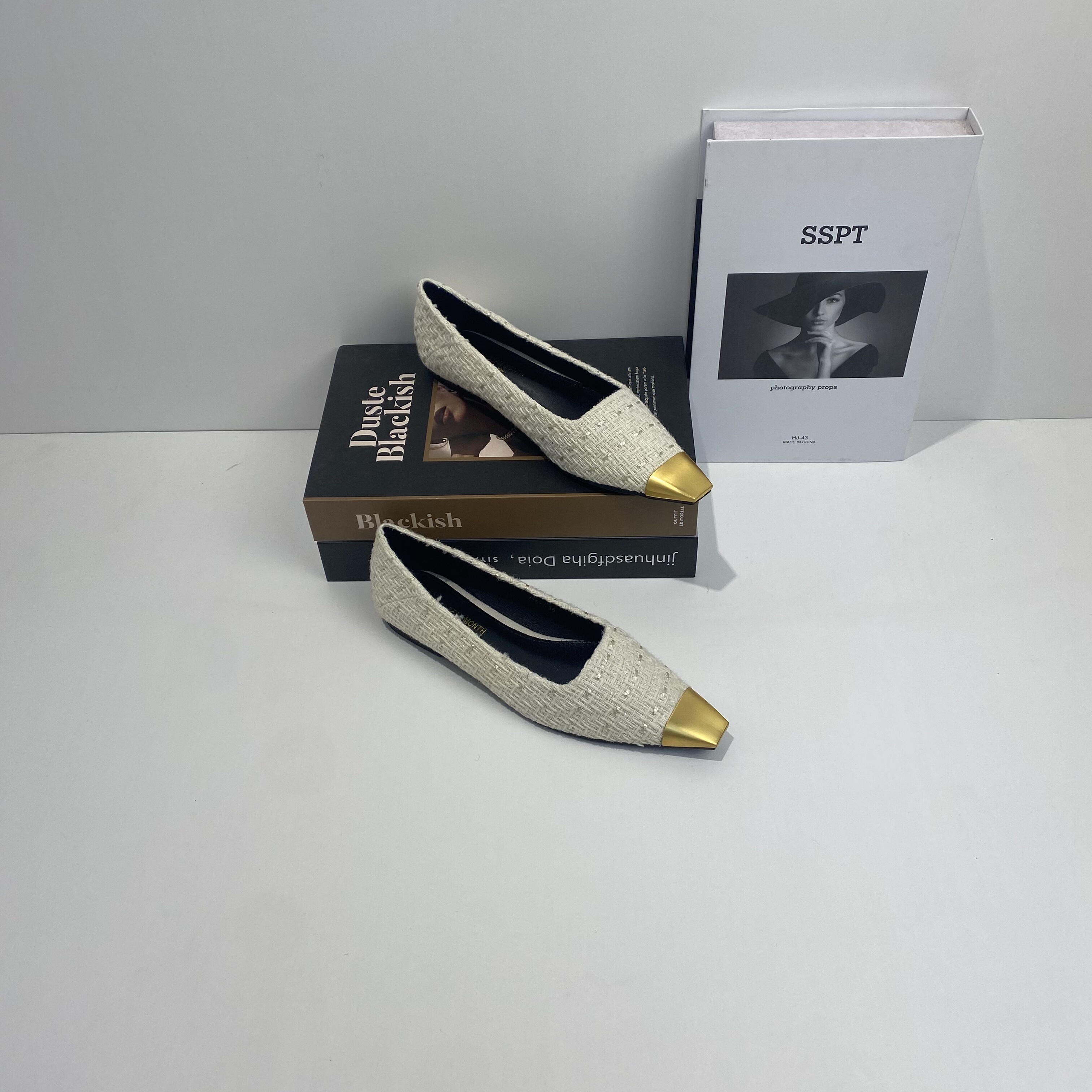 2026春季新款金属头小香风女平底时尚休闲性感百搭浅口超女单鞋,女鞋,浅口单鞋,淘宝优惠券,粉丝福利购,淘宝优惠卷