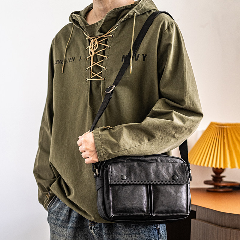 后步休闲真皮男士简约斜挎包通勤