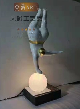 创意玄关雕塑摆件大微树脂发光