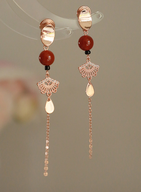 复古宫廷风露华浓红色长折扇流苏款蚊香盘耳夹无耳洞新中式耳饰