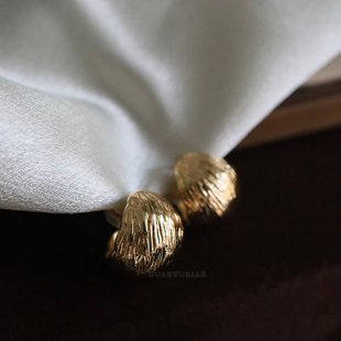 奥兰德金属质感法式*级感港风耳钉耳夹冷淡风耳环女气质蚊香盘夹