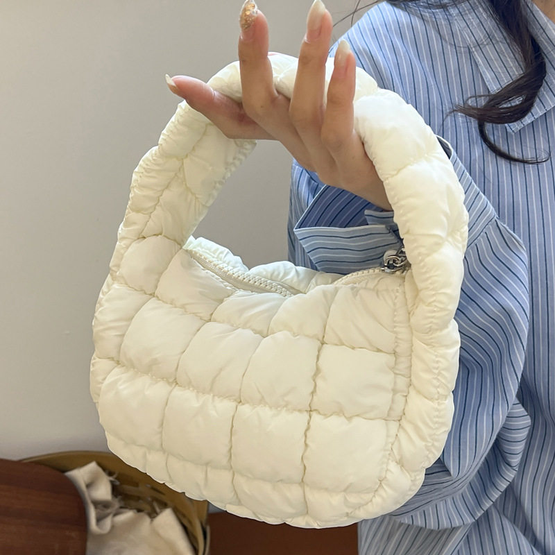 夏季新款韩国迷你云朵包百搭手提包mini褶皱包可爱手挽小包包女,箱包皮具/热销女包/男包,通用款女包,淘宝优惠券,粉丝福利购,淘宝优惠卷