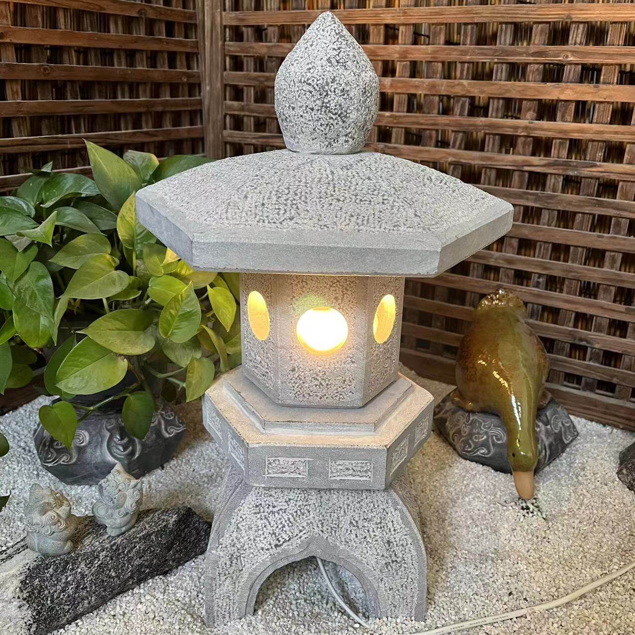 石雕石灯笼日式石灯笼仿古石灯塔青石灯庭院摆件灯草坪石灯塔定做