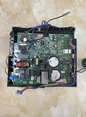 适用于格力福乐园空调30148417主板W84230C电器盒02613111