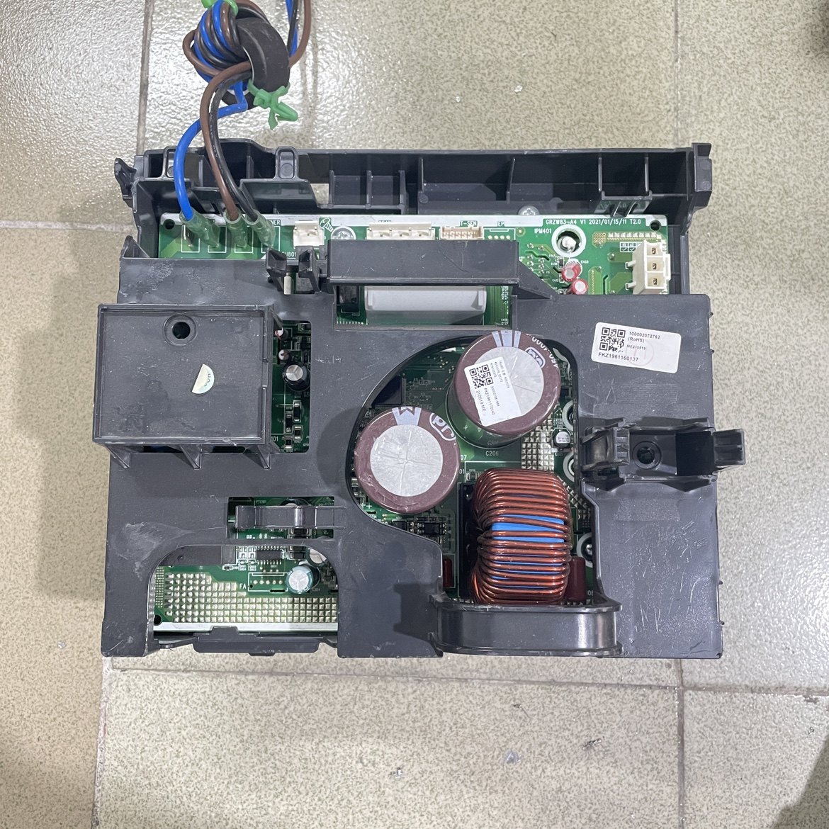 适用于格力变频空调300027061668电器盒wz8305b