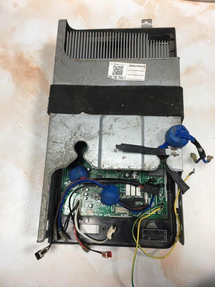 KFR-51W/BP2电器盒美的