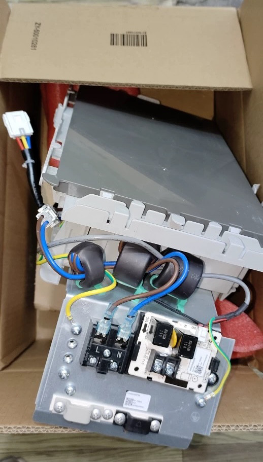 100002065756格力风管机变频板/原装全新主板编码300027060151