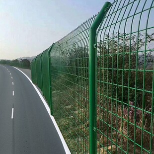 双边丝护栏网高速公路铁丝网防护防抛钢丝网车间隔离网片户外栅栏