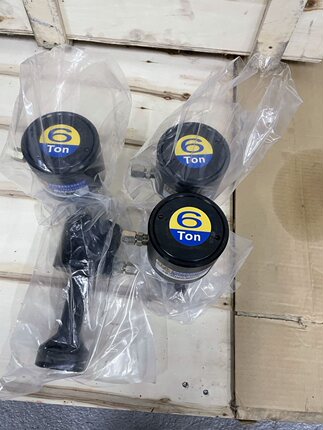 TX6台湾日本夹模器夹紧器液压夹码油压直拉式码模器快速换模码仔