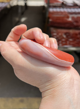 天然保山南红玛瑙手镯女款缠丝纹种玉镯子柿子红个性可爱59圈口女