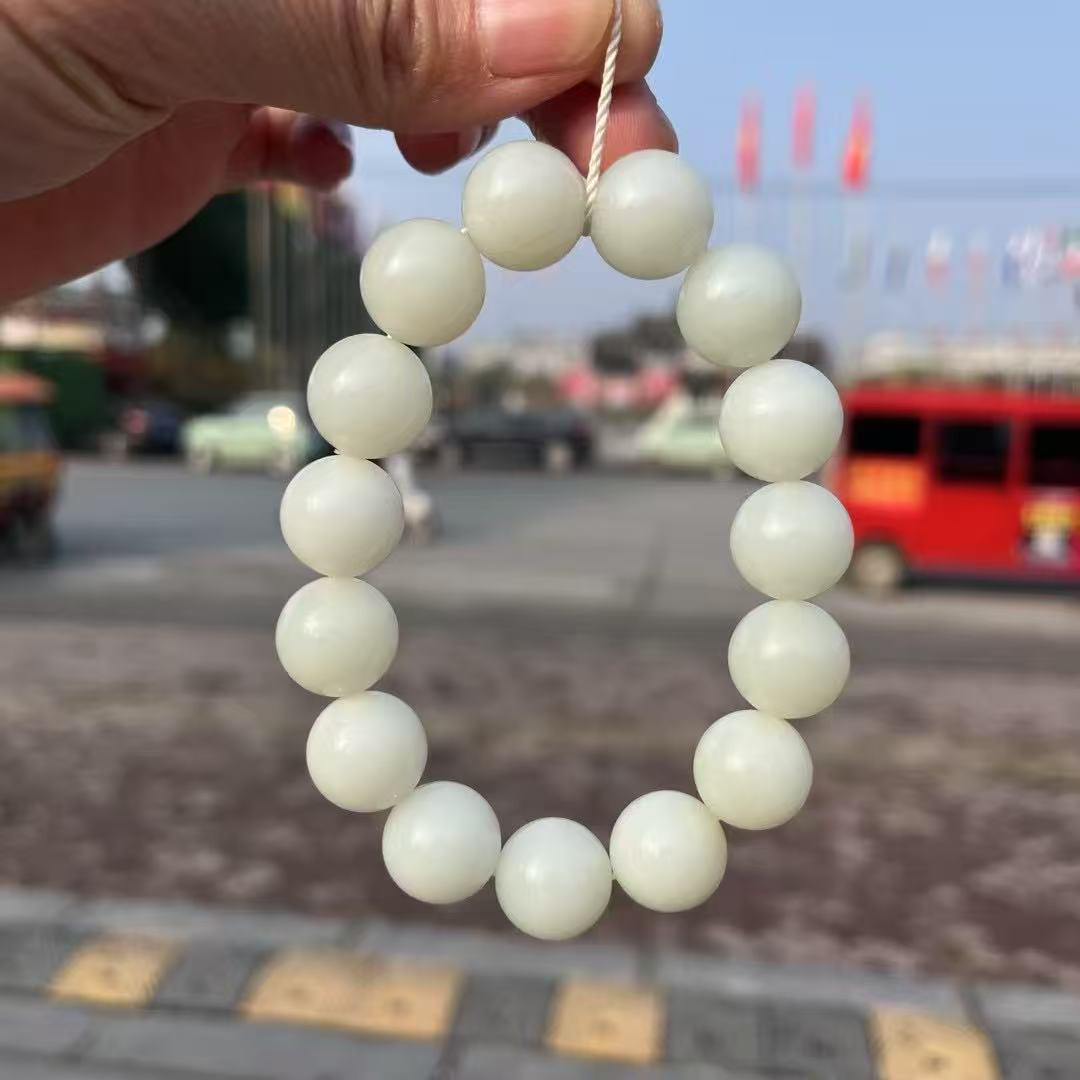 新疆和田玉白玉手链手串碧玉黄口料且末料烟紫色莲花珠手串礼物