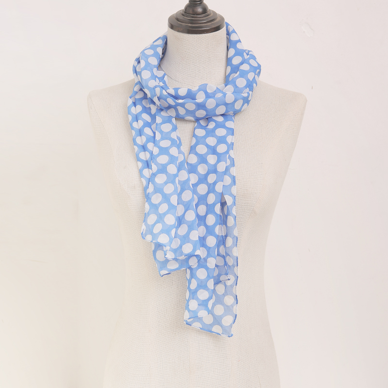 丝巾女夏季新款波点薄款纱巾旅游防晒沙滩巾时尚春秋百搭围巾