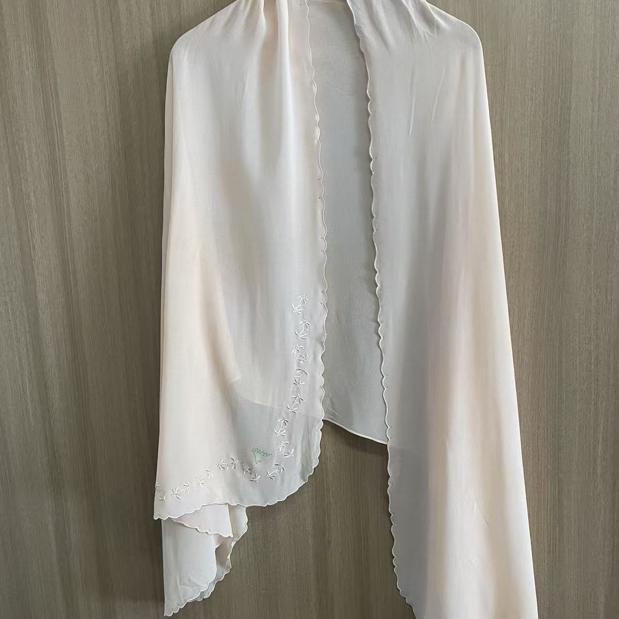 简约款纯色雪纺长巾设计感挂珠单色好垂感纱巾包头巾围巾披肩