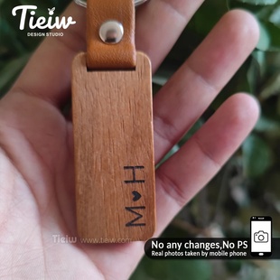 30PCS Custom Wooden Keychain Personalized Wedding Favor Rus