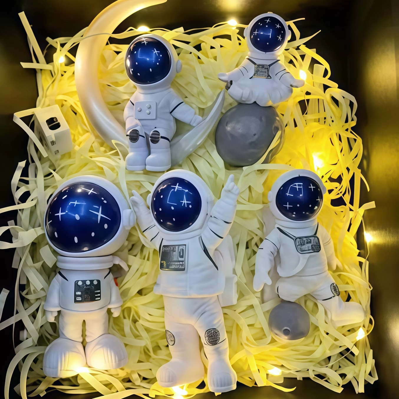 宇航员车载小摆件桌面装饰摆设品