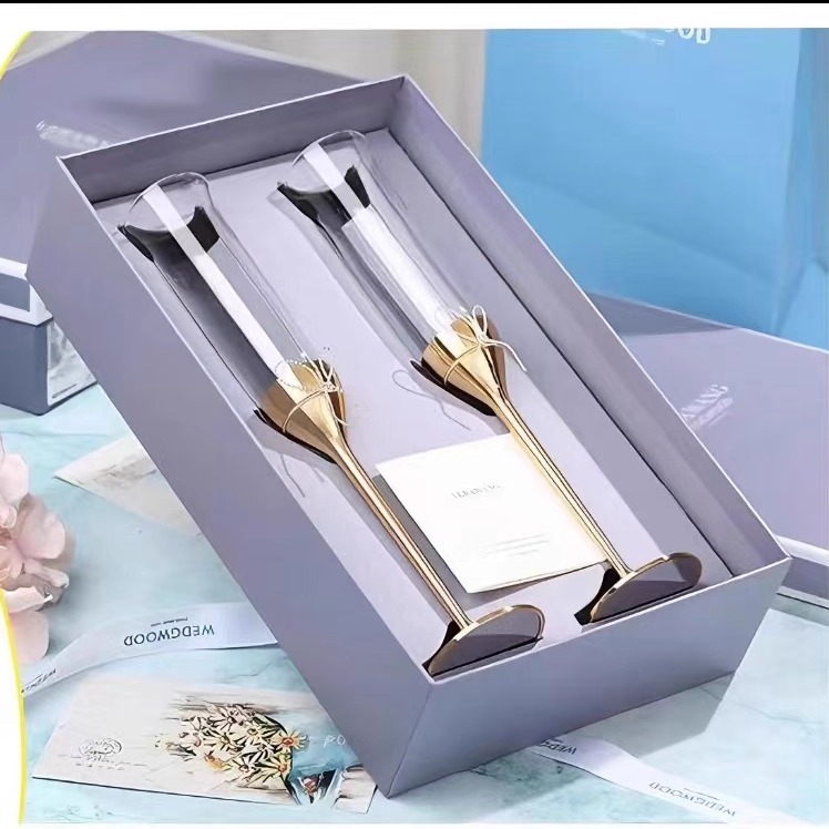 王薇薇verawang香槟杯一对爱之结高脚杯结婚生日礼物wedgwood正品