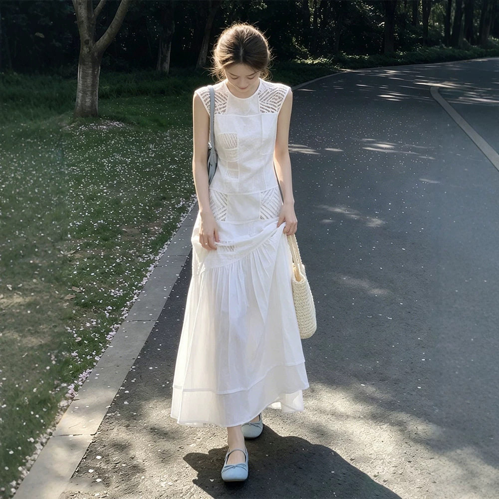 白色背心镂空连衣裙女2026夏季新款法式长裙子巨好看气质显瘦收腰