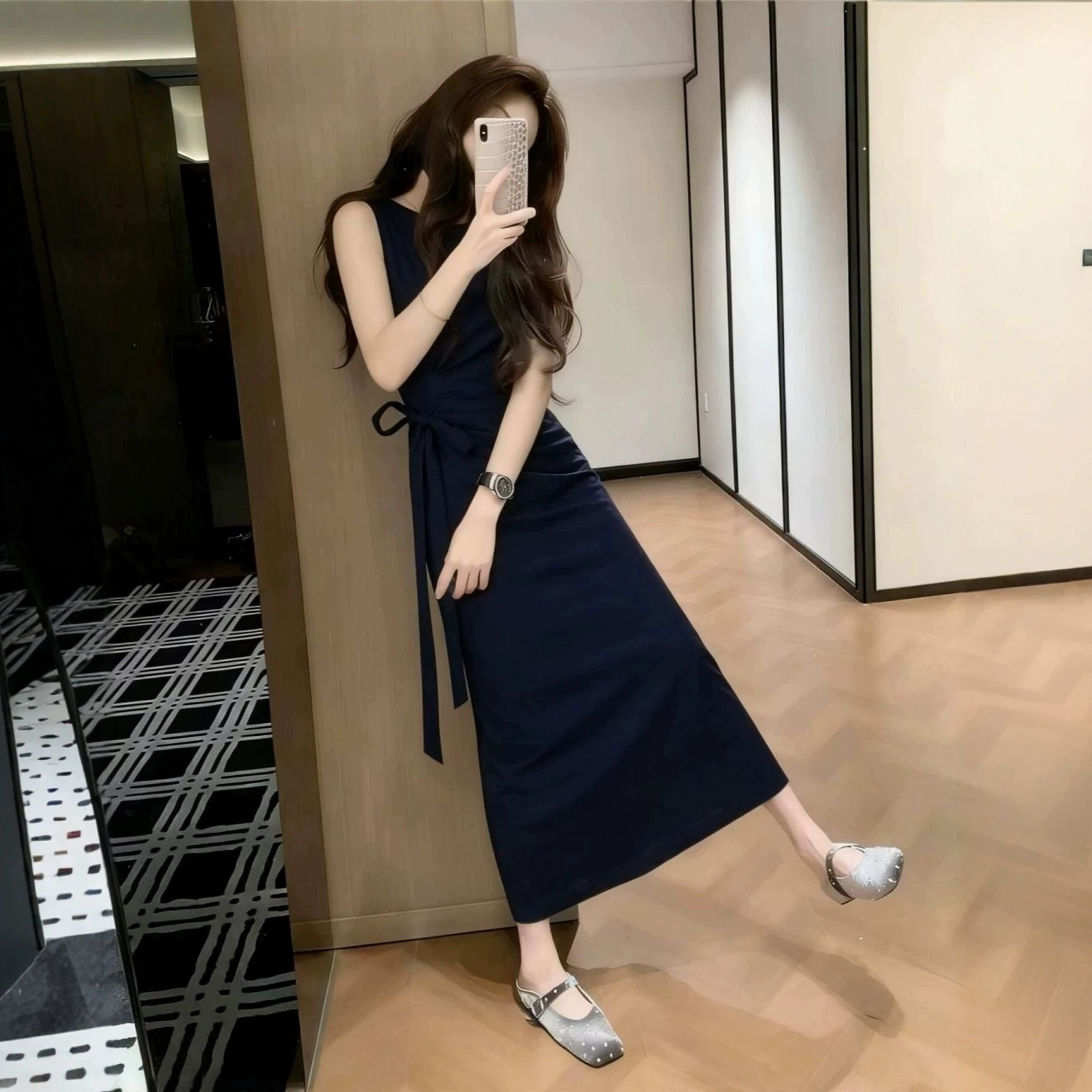 通勤气质设计感显瘦系带连衣裙女百搭收腰背心裙夏季显瘦长裙子