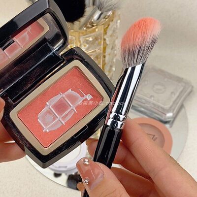 斜头指腹腮红点彩刷面坡
