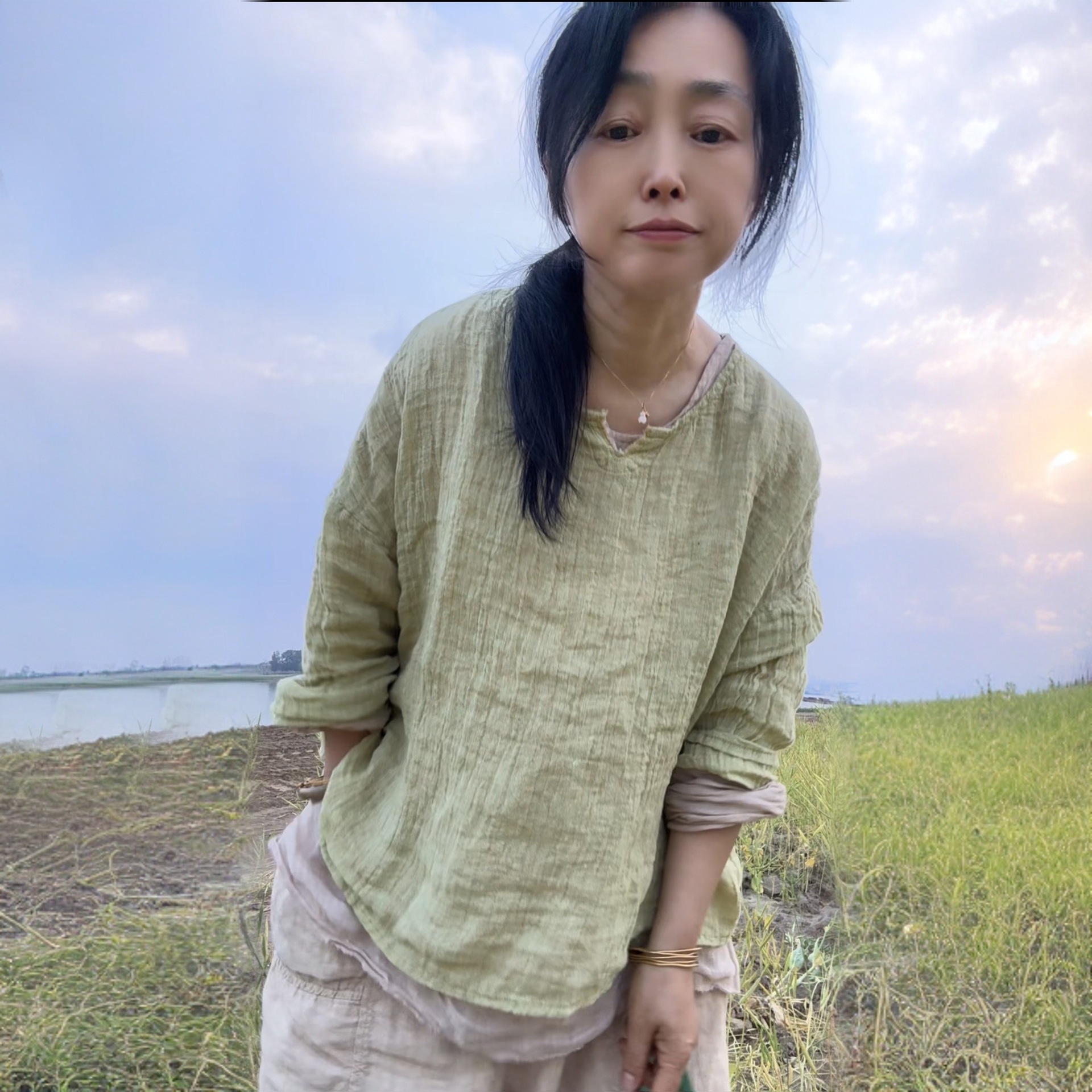 拍照百搭麻衫休闲文艺宽松圆领