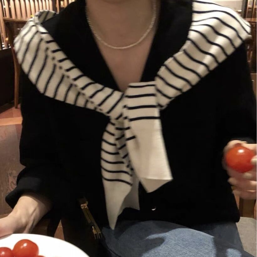 东大门黑白条纹针织披肩