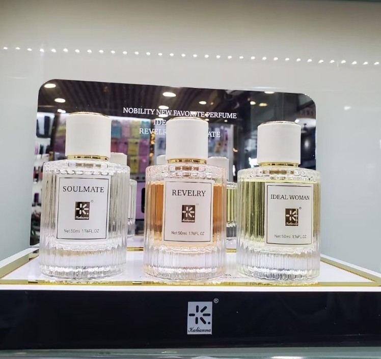 卡莲娜贵族新宠醉爱香水梦中情人狂欢男女费洛蒙清新淡香持久留香