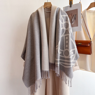 2025新款西太后大土星标仿羊绒围巾女双面流苏披肩高级感围脖冬季