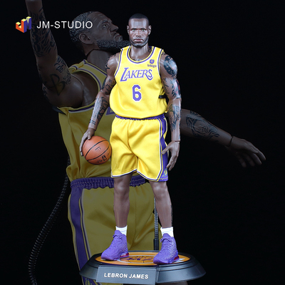 NBA勒布朗詹姆斯关节可动手办