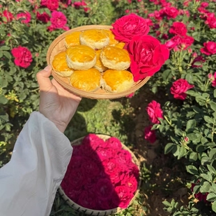 云尚吉庆玫瑰鲜花饼云南特产手工做玫瑰饼零食传统糕点玫瑰饼40克