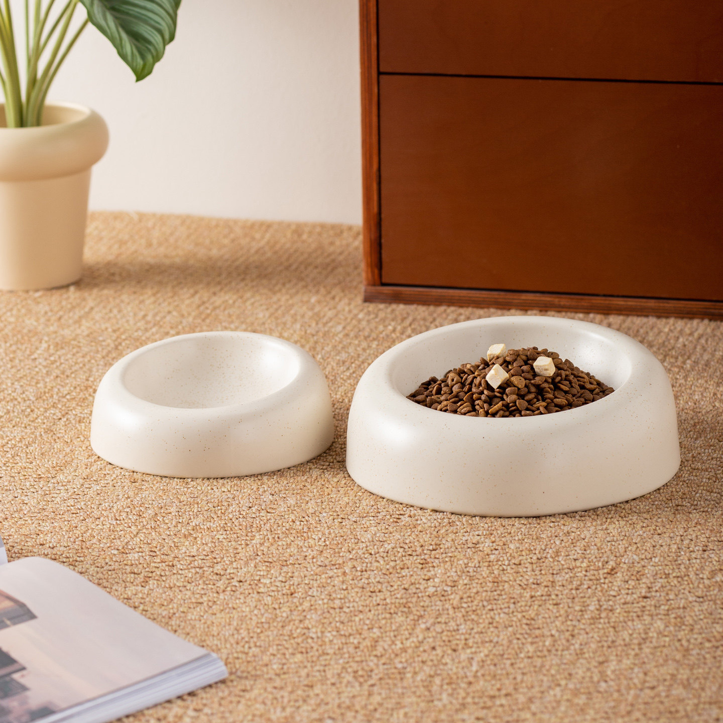 Miapet简约风麻点釉斜口碗防打翻猫碗狗碗陶瓷宠物碗护颈水碗狗盆,宠物/宠物食品及用品,猫狗碗/慢食碗,淘宝优惠券,粉丝福利购,淘宝优惠卷