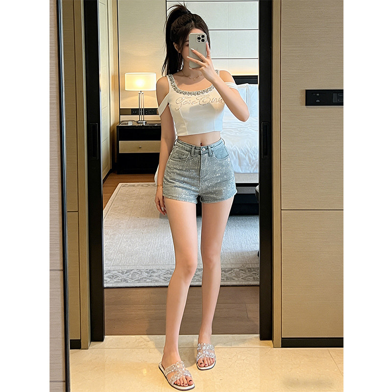 重工亮闪闪紧身牛仔短裤女士图片