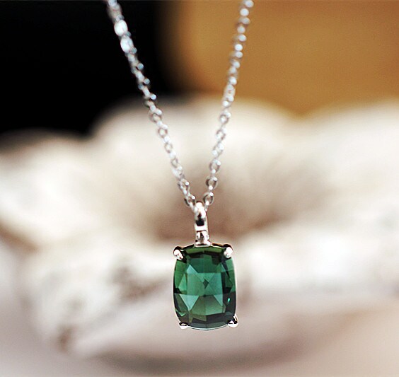 泰银925纯银透辉石祖母绿项链复古女款锁骨链吊坠送女朋友礼物