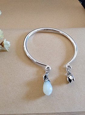 复古民族风和田玉送女朋友手镯