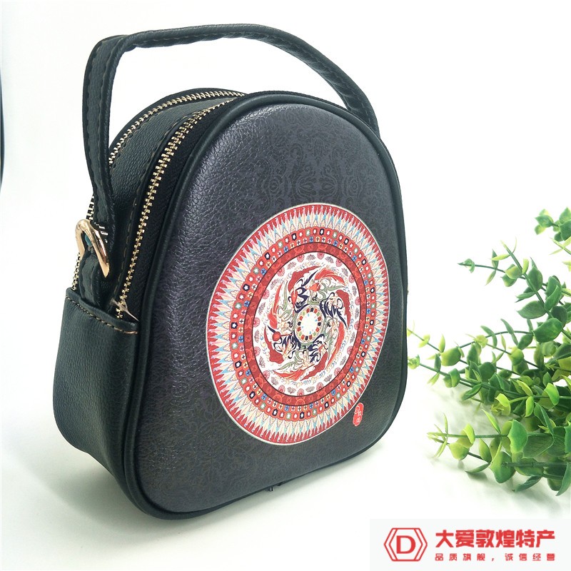 敦煌飞天藻井斜挎包包旅游纪念品