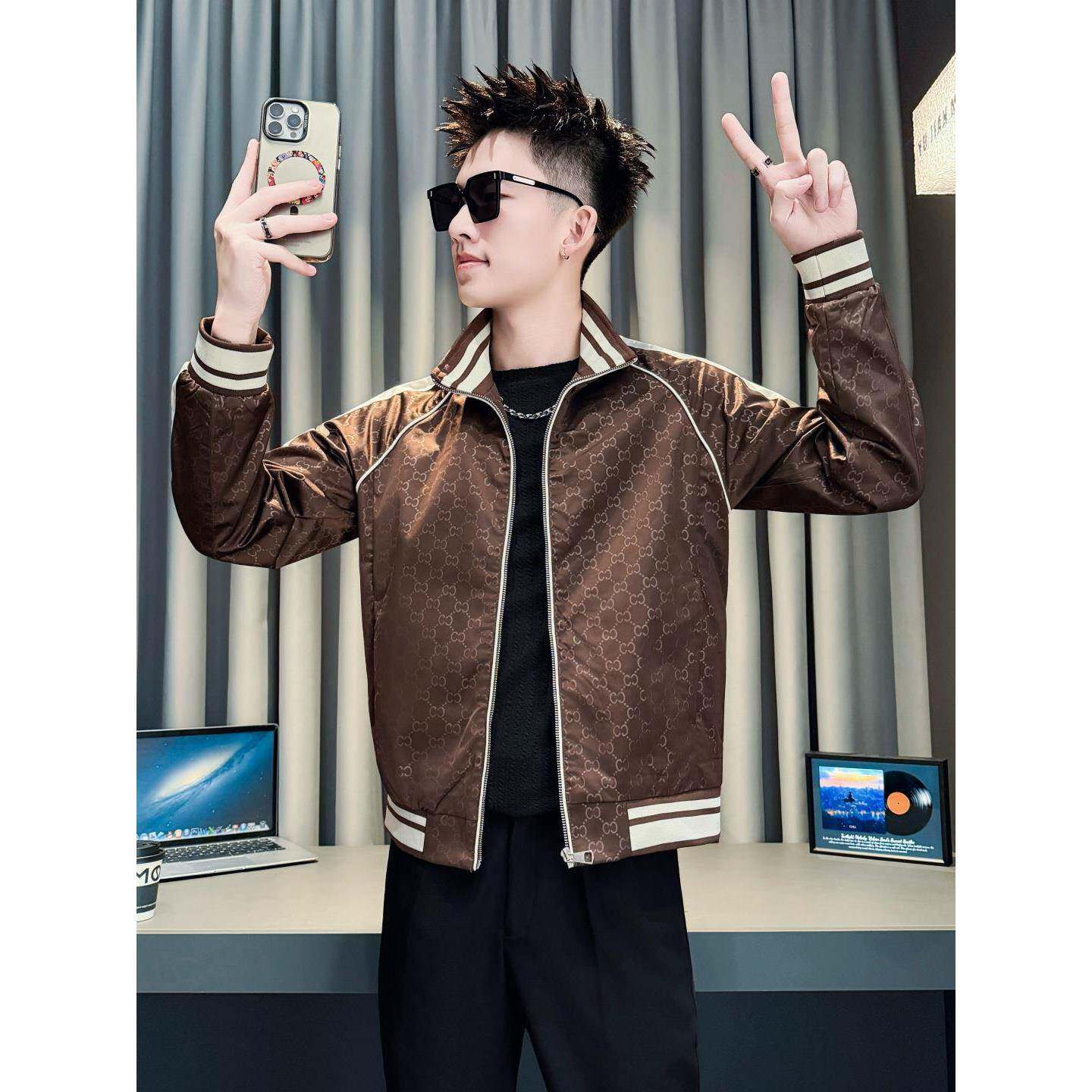 美式休闲立领夹克男修身痞帅高级感印花外套秋季新款男士运动上衣