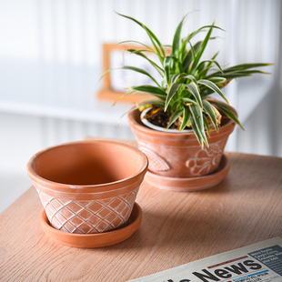 清仓圆形矮款水果浮雕红陶花盆多肉植物透气粗陶土陶瓷花盆带托盘