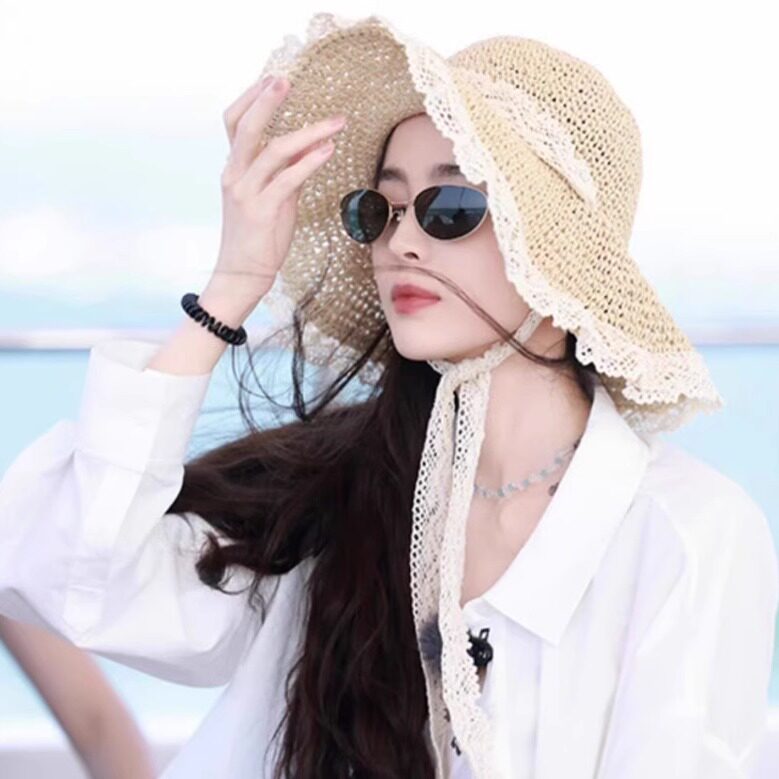 草编透气蕾丝系带渔夫帽女夏明星同款百搭户外海边沙滩草帽大檐帽